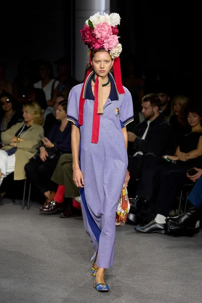 Look 34
